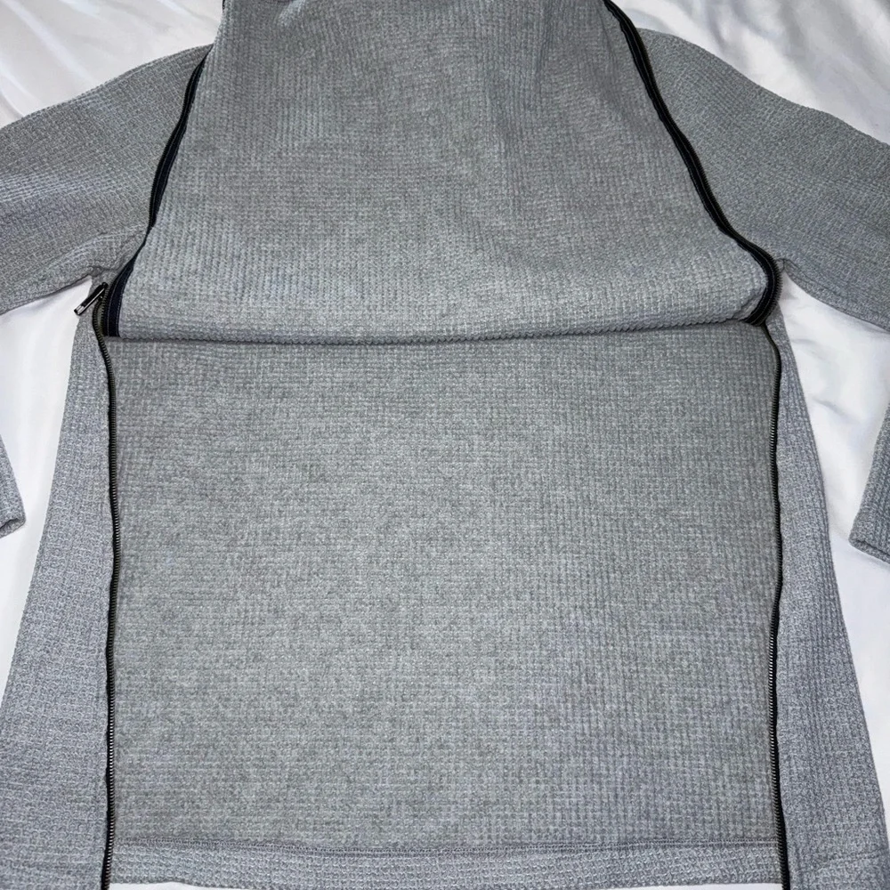 L.L. Bean waffle mock pullover sweater - Picture 2 of 8